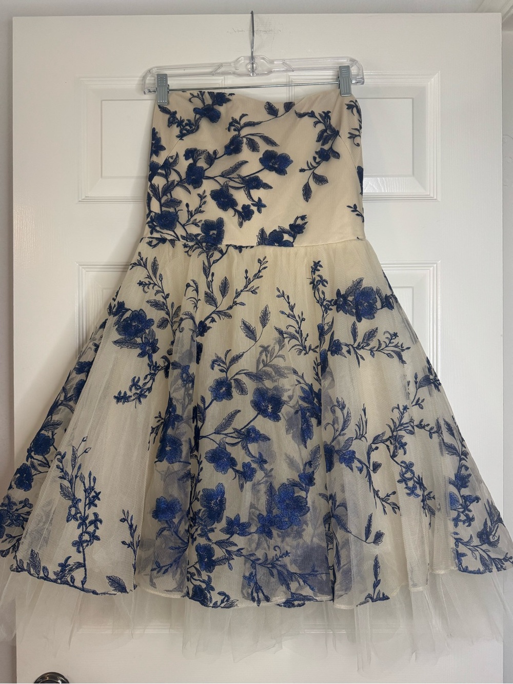 Marchesa NotteStrapless Floral Dress in Cream Tulle with Blue Embroidery - Picture 4 of 10